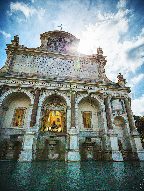 意大利罗马的典型景观:Fontana dell'Acqua Paola或Fontanone